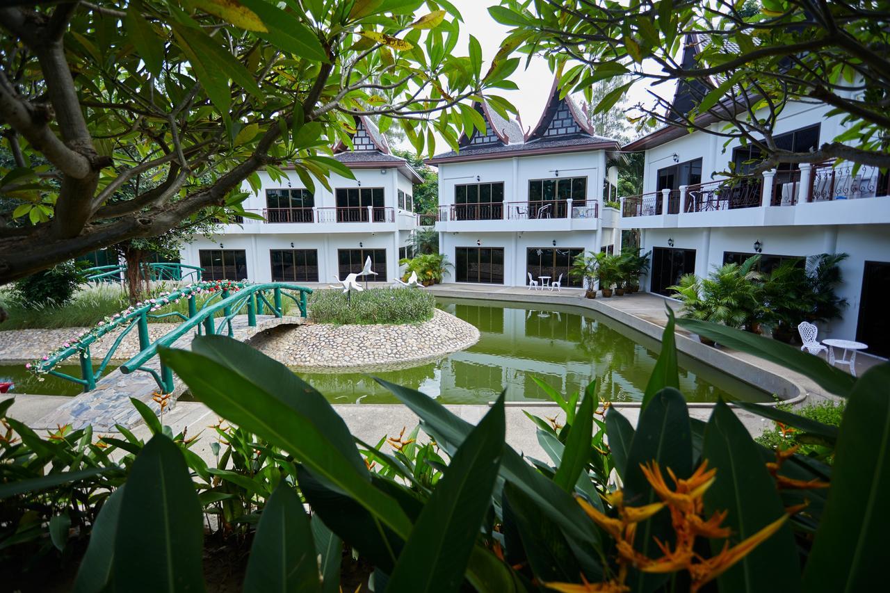 Готель The Sun House Хуахін Екстер'єр фото